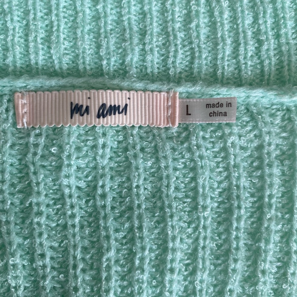 3/$20 Francesca’s Women's Sweater - Picture 4 of 5